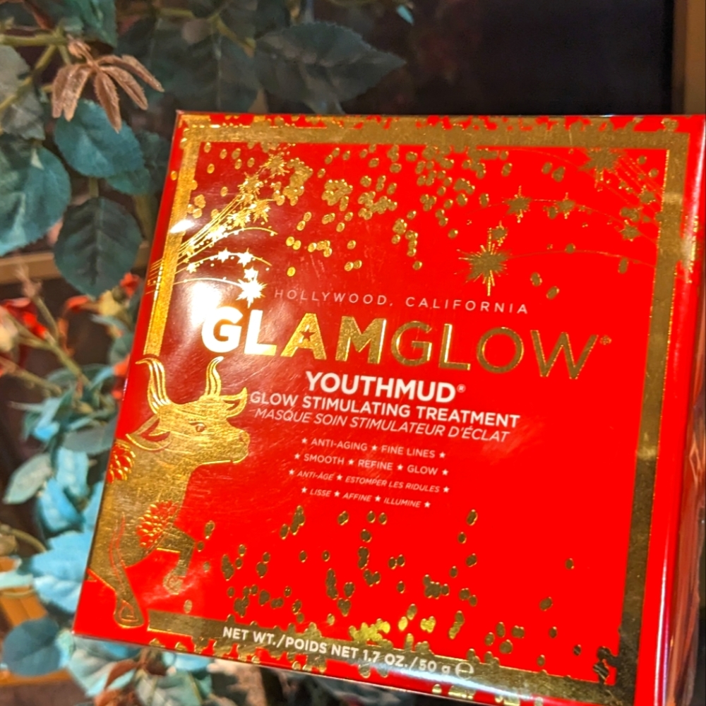 GlamGlow YOUTHMUD Glow Stimulating Treatment Mask 1.7oz